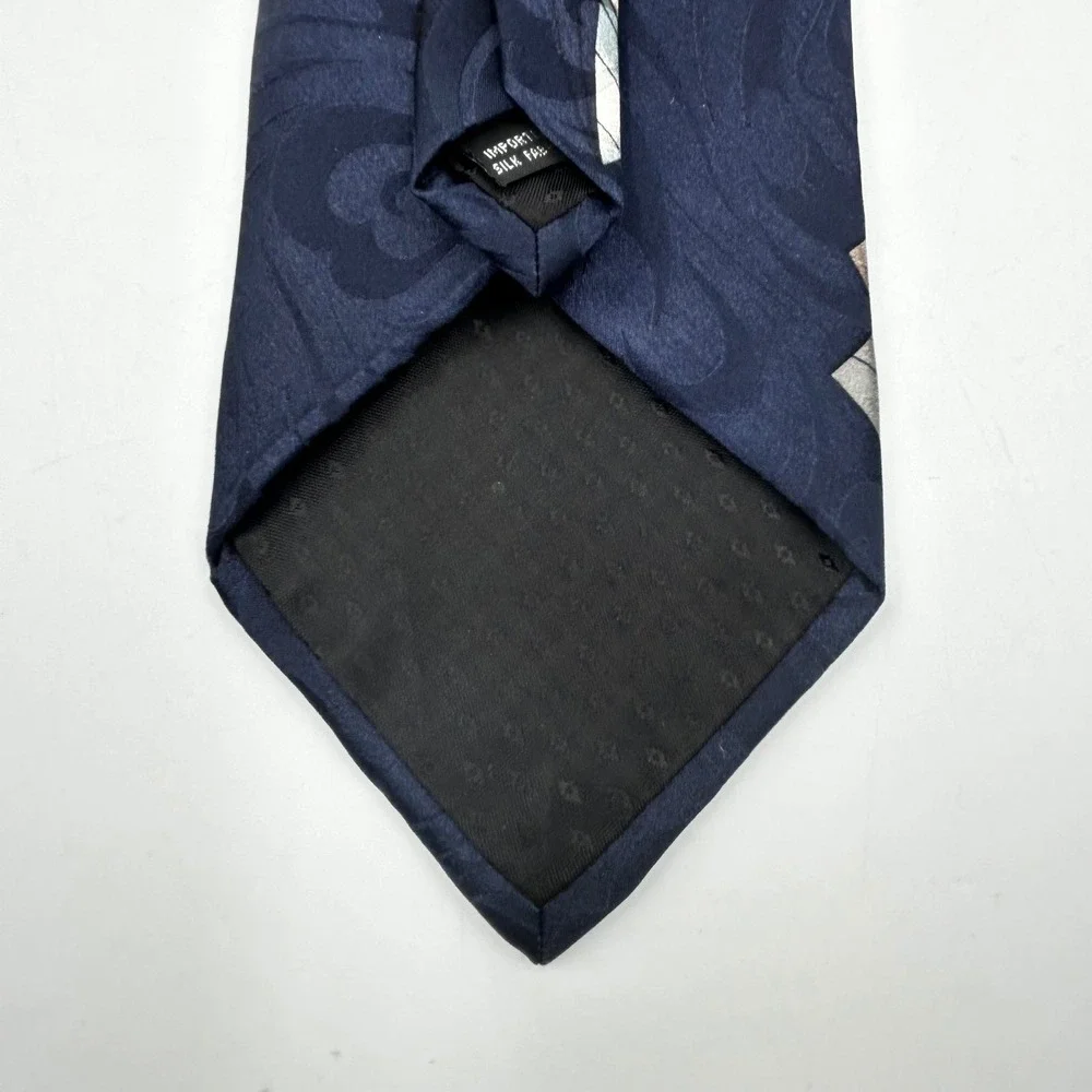 Signature Collection Necktie Navy Blue Mens Geometric Abstract Silk EUC 4